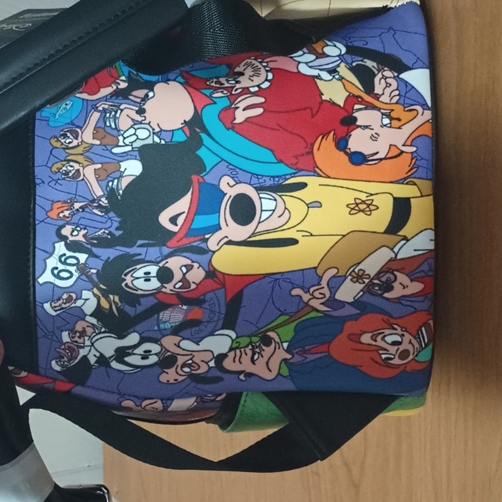 A Goofy Movie Loungefly Backpack NWT - Picture 5 of 11